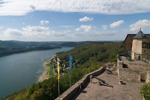 Blick von Schloss Waldeck aus auf den Edersee, Bild: Gnter Steiner